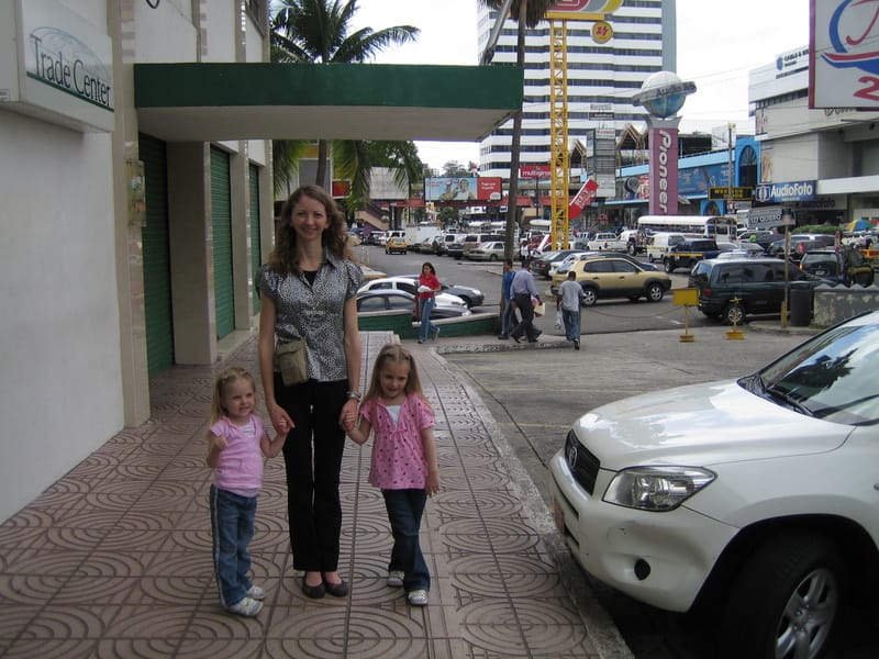 Jen and the girls downtown