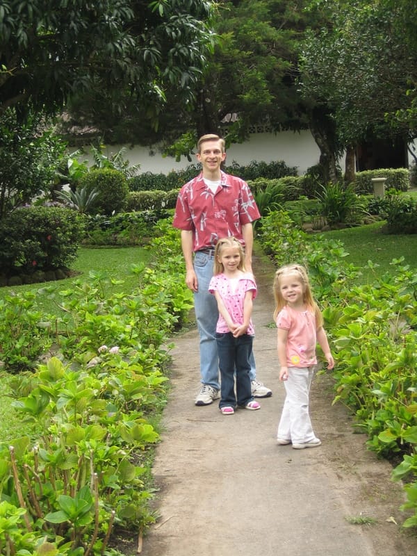Brandon and the girls by the El Valle Museum
