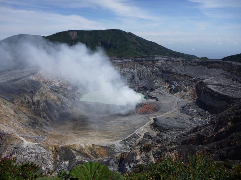 Poas volcano