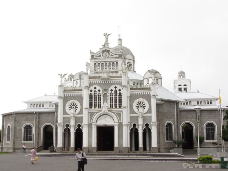Basicila outside